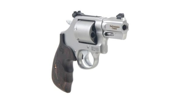 SMITH and WESSON MODEL 686 PERFORMANCE CENTER .357 MAGNUM REVOLVER